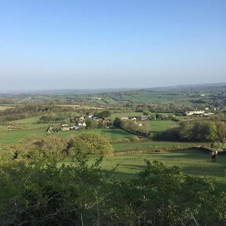 Holiday home ** Beautiful Scenery - Cyclists & Walkers Dream ** Log Burner ** Peaceful Hamlet **