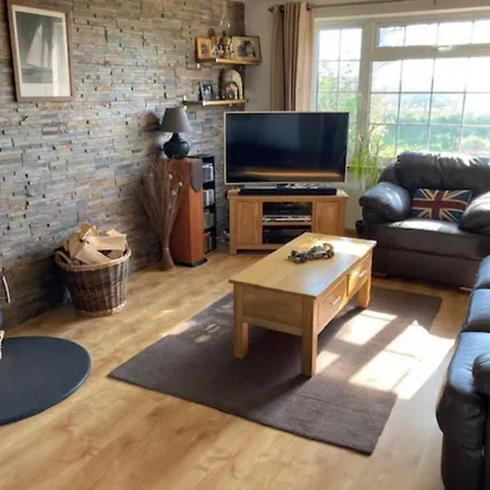 ** Beautiful Scenery - Cyclists & Walkers Dream ** Log Burner ** Peaceful Hamlet ** *